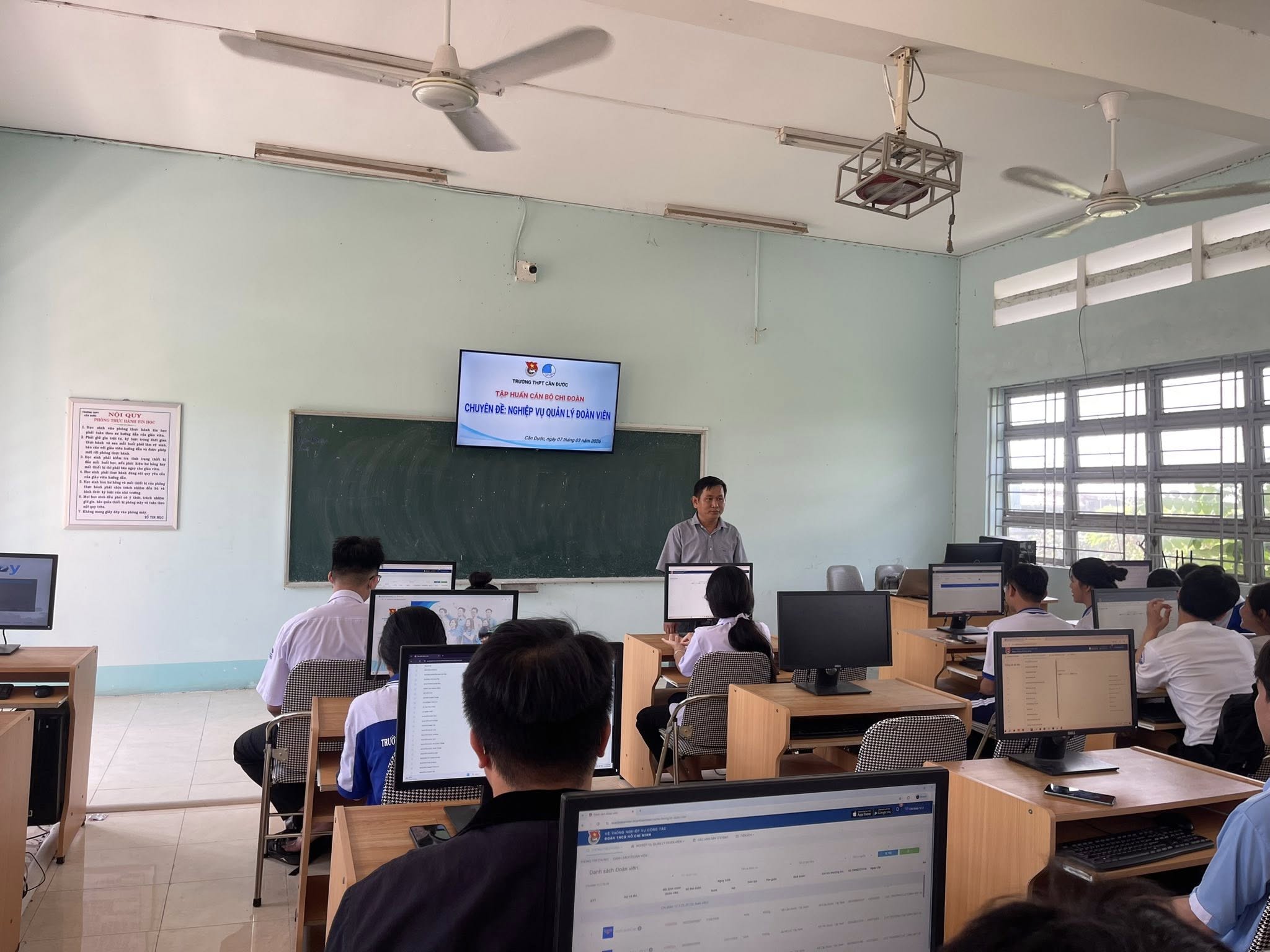  	TẬP HUẤN CÁN BỘ CHI ĐOÀN – CHUYÊN ĐỀ: NGHIỆP VỤ QUẢN LÝ ĐOÀN VIÊN