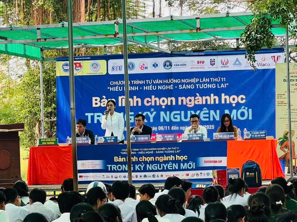 🎓 TƯ VẤN TUYỂN SINH – CHỦ ĐỀ “BẢN LĨNH CHỌN NGÀNH HỌC TRONG KỶ NGUYÊN MỚI”🎓